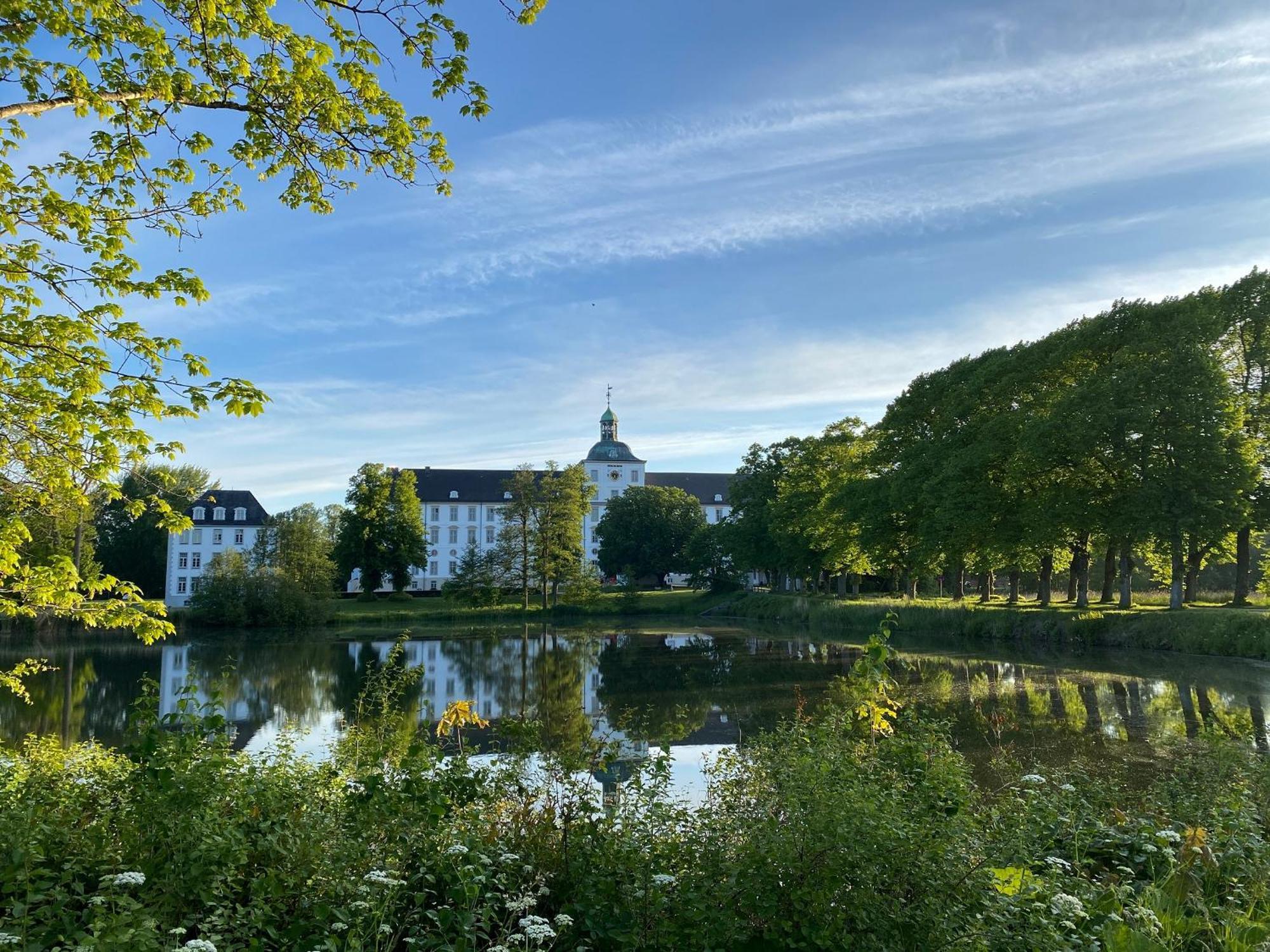 Nordic Home Schleswig Dış mekan fotoğraf